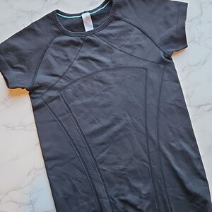 Ivivva Black Crewneck Tech Tee 12